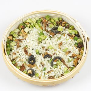 risotto de rebozuelos con eparragos y aceitunas